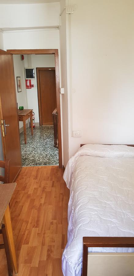 Albergo La Montanara Riva del Garda Exterior foto